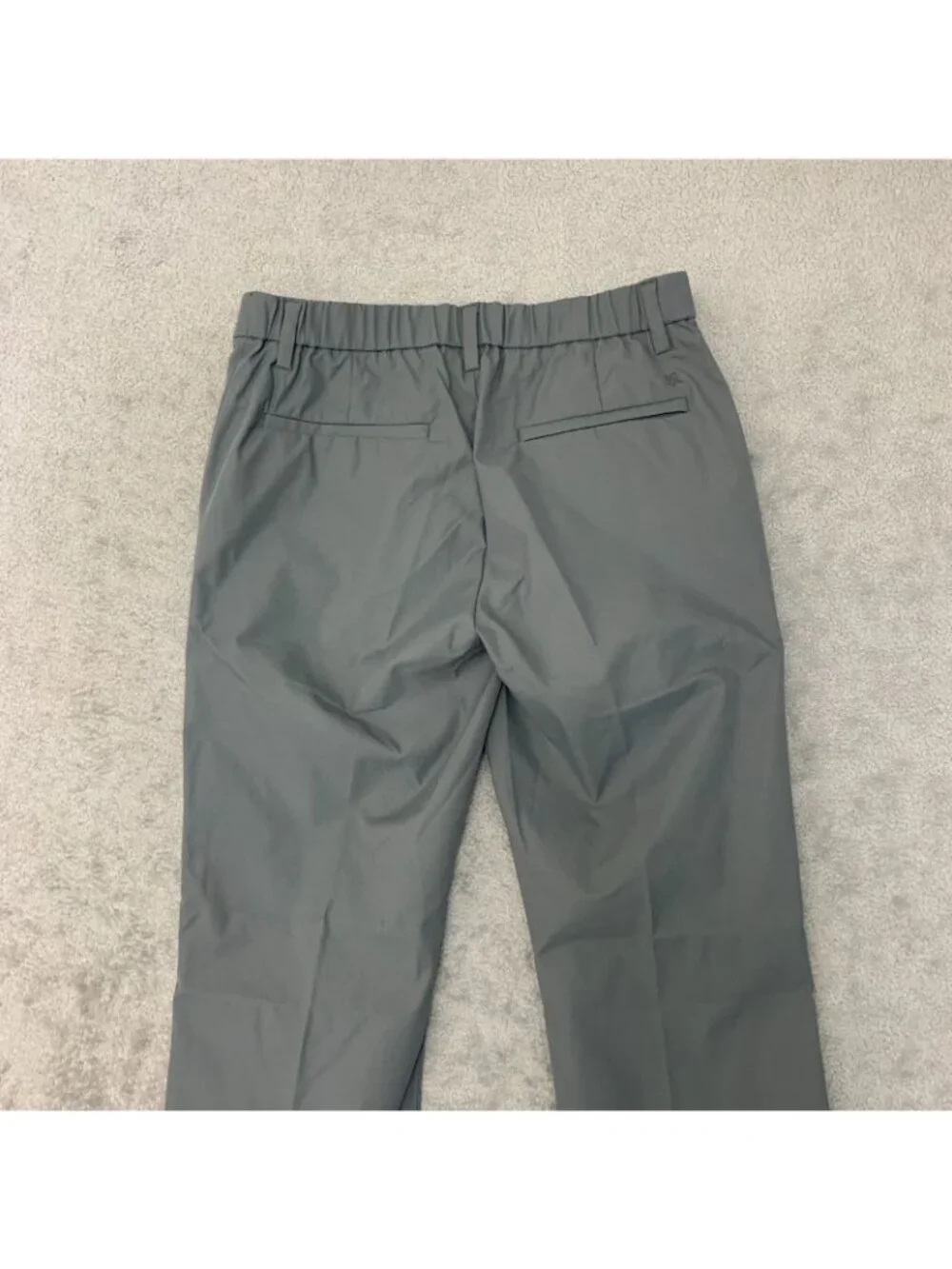 NWOT Banana Republic Commuter Tech Pants Men's 32x30 Gray